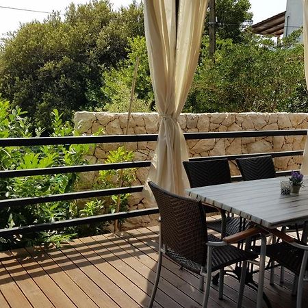 קמפור Mobile Homes Suha Punta מראה חיצוני תמונה