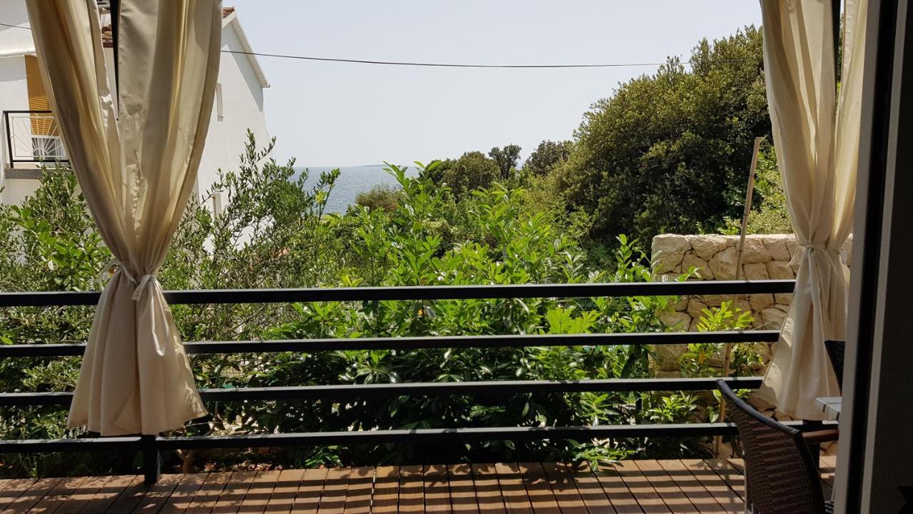 קמפור Mobile Homes Suha Punta מראה חיצוני תמונה