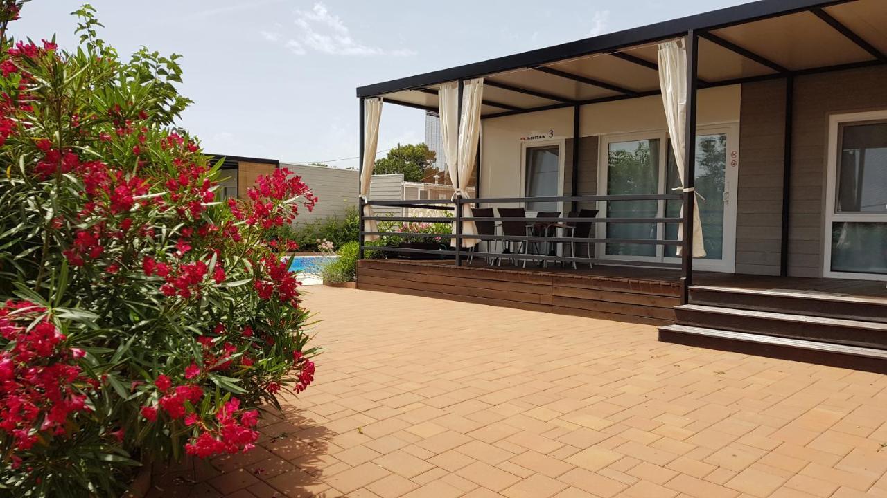 קמפור Mobile Homes Suha Punta מראה חיצוני תמונה